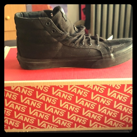 Vans Other - Black / black high top Vans